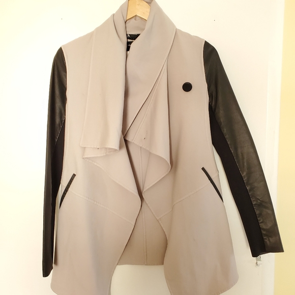 NWT$750 Mackage Shea Vane Draped Wrap Leather-Sleeve Wool Coat Jacket - Picture 15 of 16